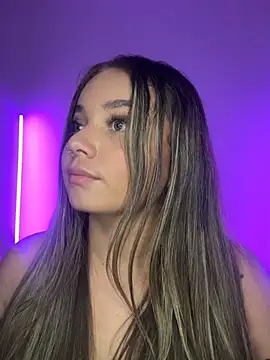 Snapshot of AnnyLopezzz_ chatting on 11/12/25, 06:06 AnnyLopezzz online show from 11/12/25, 06:06