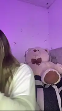 AnnyLopezzz  online show from 02/06/26, 06:09