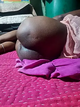 parmila203 online show from 04/10/26, 05:20