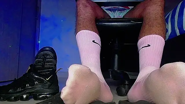 Snapshot of Sir_kev66 chatting on 03/07/26, 01:12 Sir kev66 online show from 03/07/26, 01:12