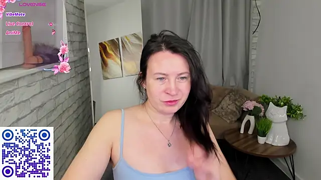 Lea shadom online show from 02/09/26, 01:03