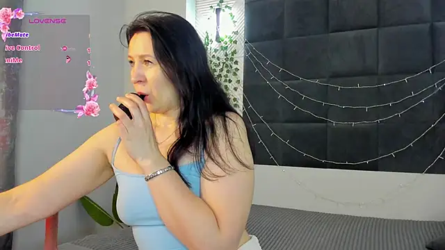 Lea shadom online show from 04/05/26, 01:12