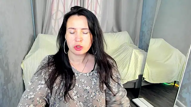 Lea shadom online show from 06/13/26, 01:03