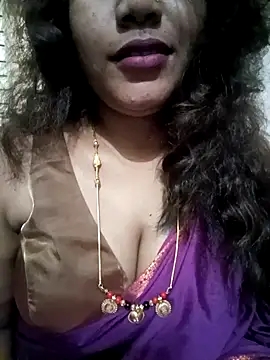 Snapshot of Spoorthi6_Kannada_Telugu chatting on 10/11/25, 02:56 Spoorthi6 Kannada Telugu online show from 10/11/25, 02:56