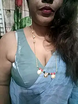 Snapshot of Spoorthi6_Kannada_Telugu chatting on 10/04/25, 04:19 Spoorthi6 Kannada Telugu online show from 10/04/25, 04:19