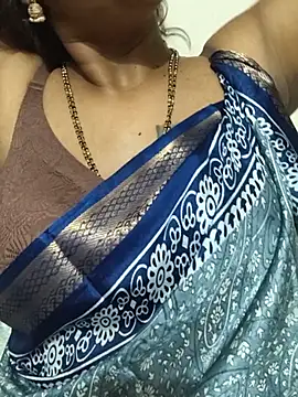 Snapshot of Spoorthi6_Kannada_Telugu chatting on 05/23/26, 04:22 Spoorthi6 Kannada Telugu online show from 05/23/26, 04:22