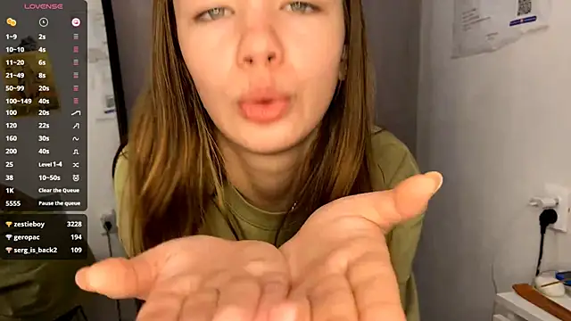 Snapshot of VelvetKate chatting on 11/06/25, 07:07 VelvetKate online show from 11/06/25, 07:07