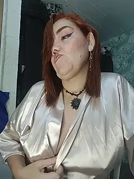 MayaLuna1 online show from 12/17/25, 03:28