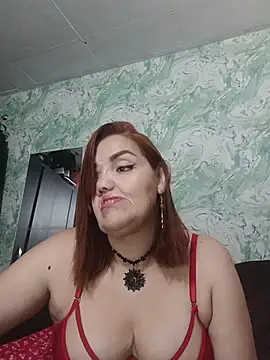 MayaLuna1 online show from 12/01/25, 05:36