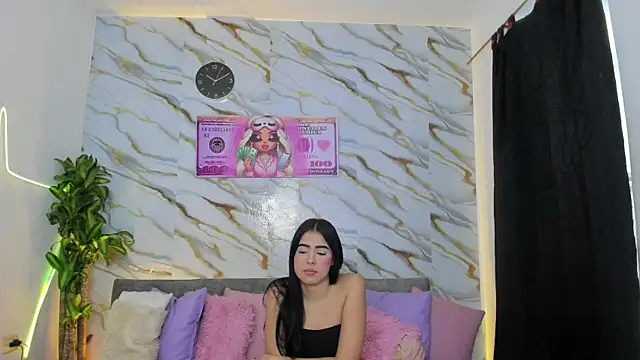 Salomes Fantasy online show from 11/11/25, 06:08