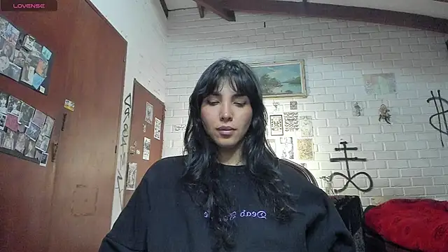 Snapshot of DiosaSexSymbol chatting on 09/27/25, 02:50 DiosaSexSymbol online show from 09/27/25, 02:50