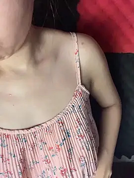 Yumii 09 online show from 11/30/25, 08:31