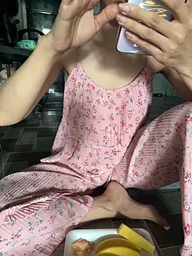 Yumii 09 online show from 12/03/25, 05:52