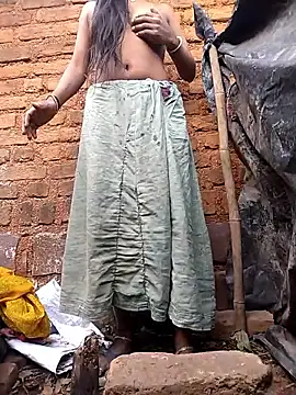 Idhika Handoo online show from 02/27/26, 02:12