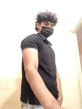 Snapshot of Goodmens5 chatting on 11/12/25, 10:19 Goodmens5 online show from 11/12/25, 10:19