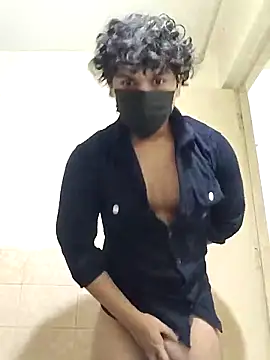 Snapshot of Goodmens5 chatting on 09/08/25, 05:23 Goodmens5 online show from 09/08/25, 05:23