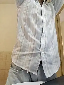 Snapshot of Goodmens5 chatting on 10/17/25, 07:33 Goodmens5 online show from 10/17/25, 07:33