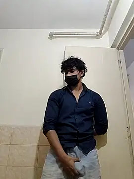 Snapshot of Goodmens5 chatting on 09/23/25, 09:49 Goodmens5 online show from 09/23/25, 09:49