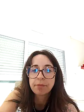 Snapshot of CornetDeGlace chatting on 09/12/25, 01:22 CornetDeGlace online show from 09/12/25, 01:22