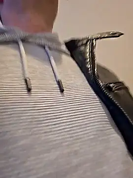 IMGTomi online show from 02/02/26, 01:21