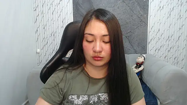 Ivony18 b online show from 11/25/25, 03:07