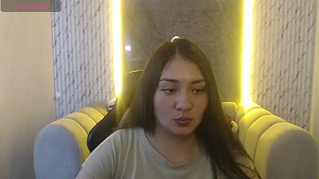 Ivony18 b online show from 11/26/25, 03:17