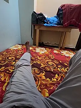 Snapshot of sagar_067 chatting on 10/22/25, 12:15 sagar 067 online show from 10/22/25, 12:15