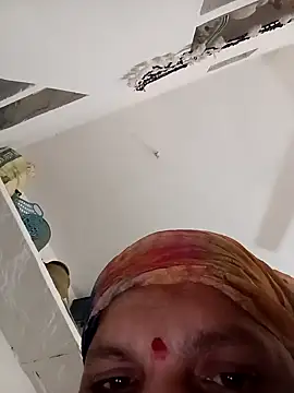 Snapshot of Payal950 chatting on 02/14/26, 10:04 Payal950 online show from 02/14/26, 10:04