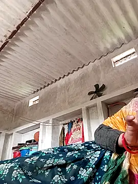 Snapshot of Payal950 chatting on 01/19/26, 08:29 Payal950 online show from 01/19/26, 08:29