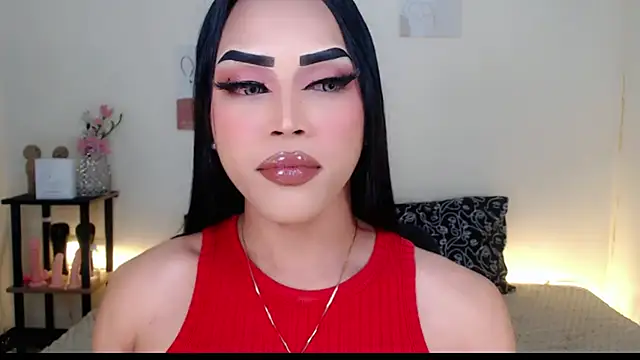 Snapshot of Lessandra_Lust chatting on 10/09/25, 11:05 Lessandra Lust online show from 10/09/25, 11:05