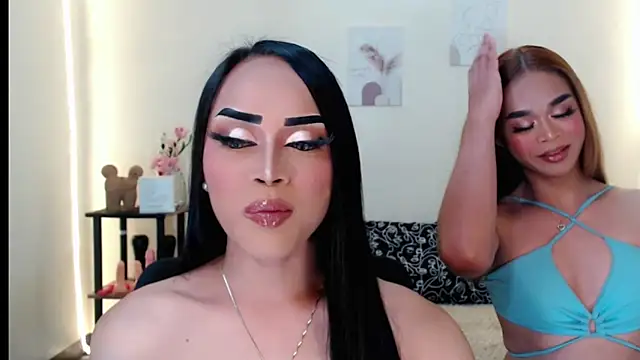 Snapshot of Lessandra_Lust chatting on 10/02/25, 06:50 Lessandra Lust online show from 10/02/25, 06:50