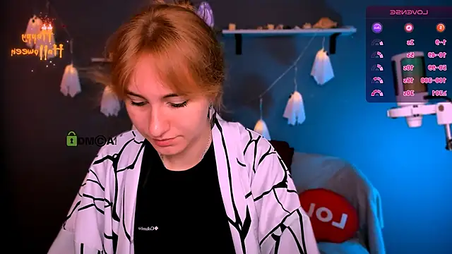 Snapshot of beauty_ginger_ chatting on 10/31/25, 09:06 beauty ginger online show from 10/31/25, 09:06