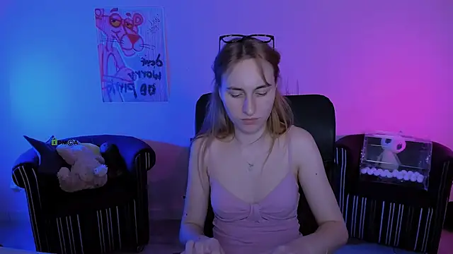 Snapshot of beauty_ginger_ chatting on 11/29/25, 01:39 beauty ginger online show from 11/29/25, 01:39