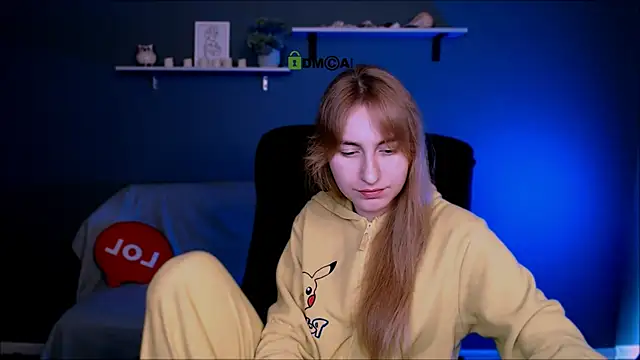 Snapshot of beauty_ginger_ chatting on 11/15/25, 09:57 beauty ginger online show from 11/15/25, 09:57