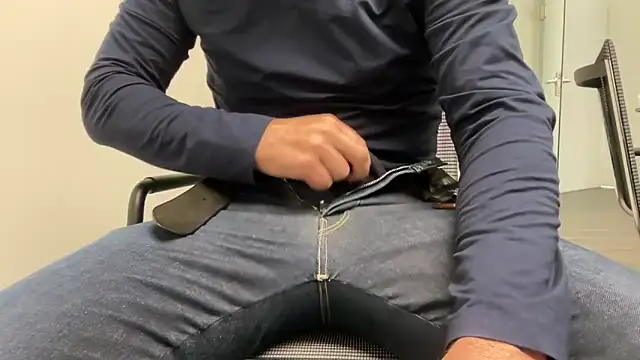 harrys74 online show from 10/13/25, 09:11