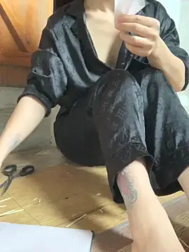 Tieuvi 18 online show from 11/01/25, 01:12