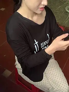 Tieuvi 18 online show from 11/18/25, 12:59