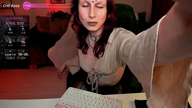 effie mirelll online show from 11/04/25, 03:38