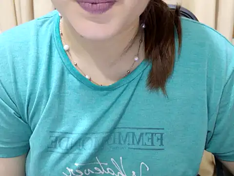 Snapshot of sizzling_alice chatting on 09/22/25, 08:59 sizzling alice online show from 09/22/25, 08:59