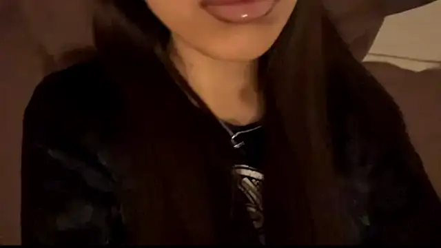 Leaf Unto online show from 11/28/25, 02:06