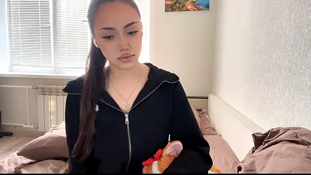 Leaf Unto online show from 11/12/25, 11:25