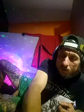 MODEST11 MMiILOO AMARO online show from 10/10/25, 03:18