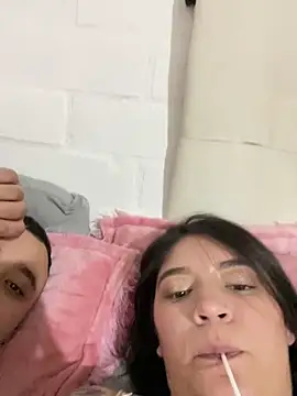 Snapshot of Xiomi_sexx chatting on 11/03/25, 02:28 Xiomi sexx online show from 11/03/25, 02:28