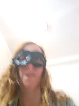 Margarita2500 online show from 10/19/25, 05:26