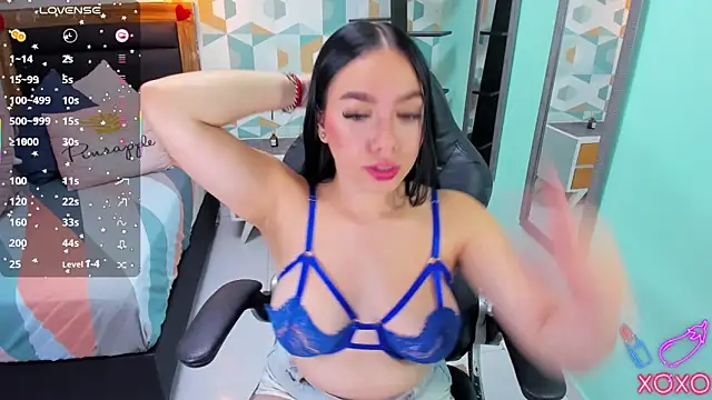 MOLLYSPENCER1 online show from 10/29/25, 07:24