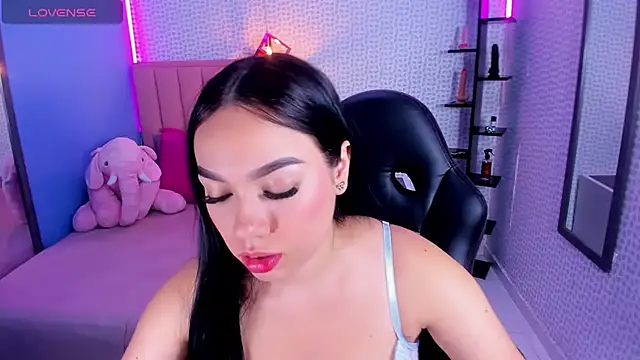 MOLLYSPENCER1 online show from 02/06/26, 12:23