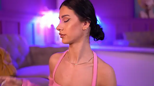 ArinaCarter online show from 09/22/25, 05:30