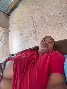 Curvycandy95 online show from 04/19/26, 04:19