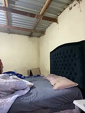 Curvycandy95 online show from 04/07/26, 05:20