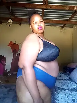 Curvycandy95 online show from 10/05/25, 07:54